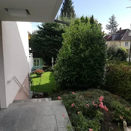 Exklusive Lage, Sehr Grosse Wohnung Mit Gartenblick - Fewo Haemmerle Rot Costanza Esterno foto