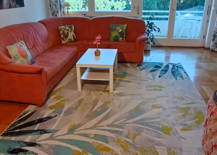 Exklusive Lage, Sehr Grosse Wohnung Mit Gartenblick - Fewo Haemmerle Rot