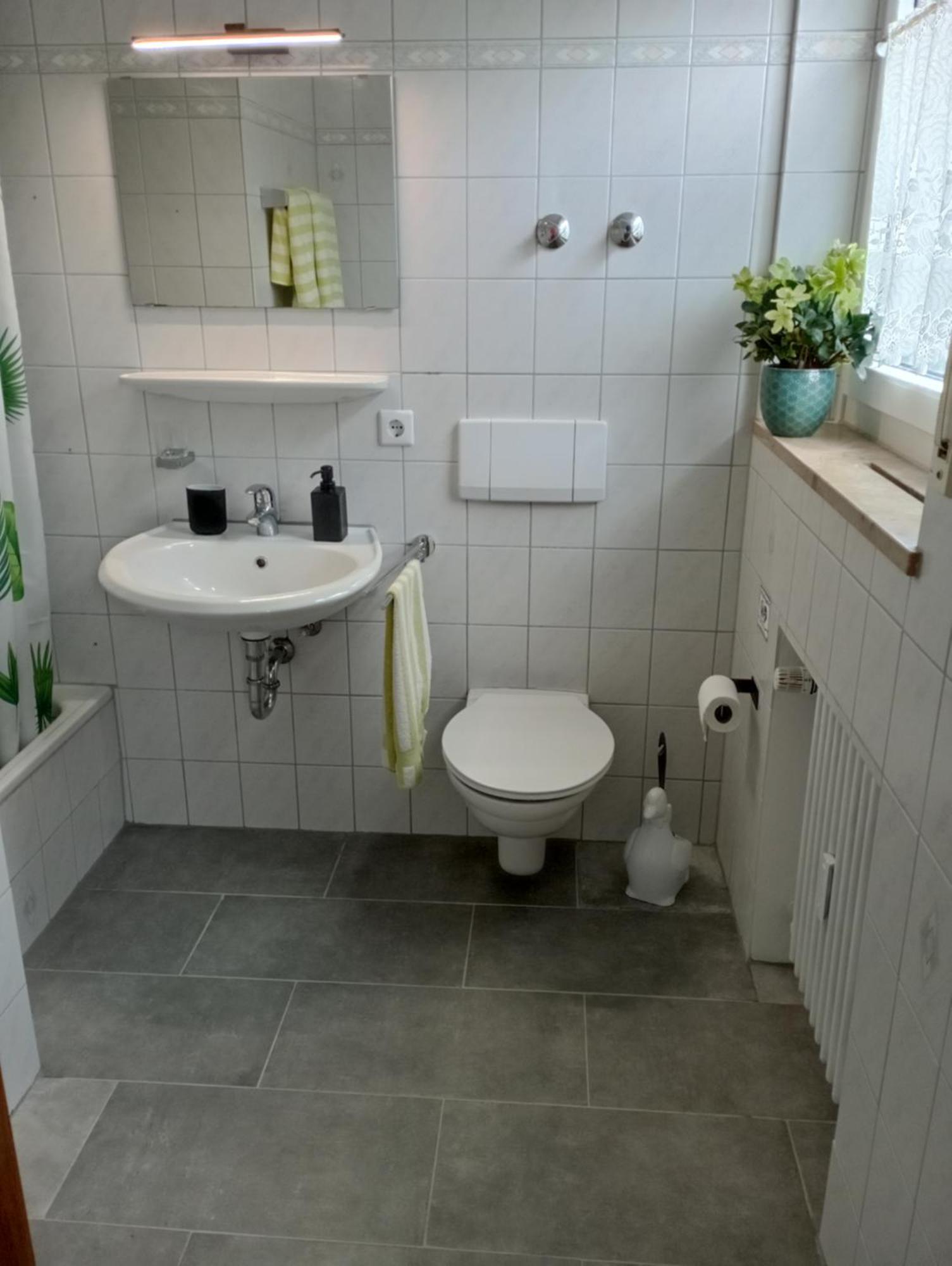 Exklusive Lage, Sehr Grosse Mit Gartenblick - Haemmerle Rot Apartment